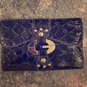 Guess patent black wallet